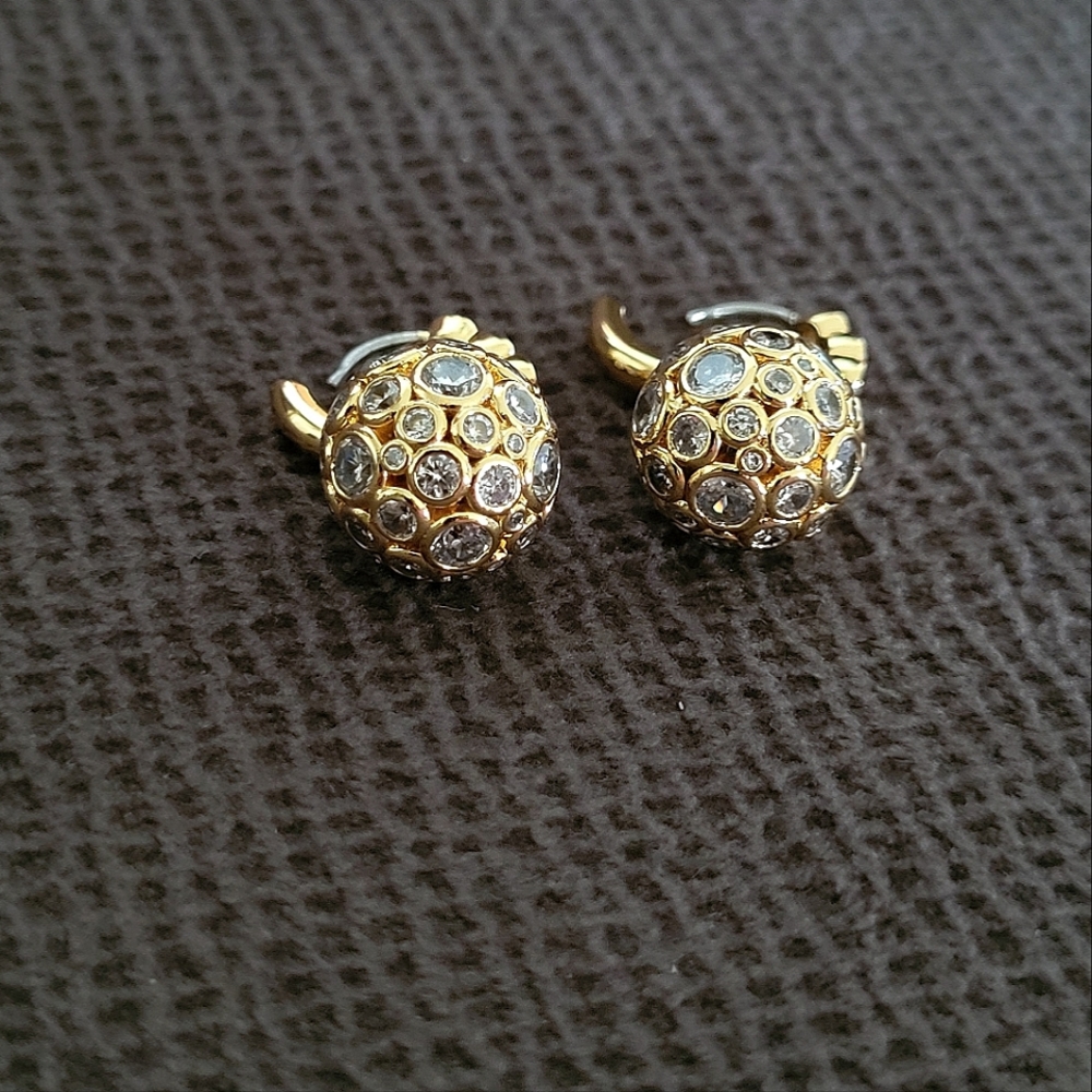 Kate Spade♠️ "On The Dot" Sphere🌎 Huggie🤗 Hoop Earrings - Picture 11 of 16